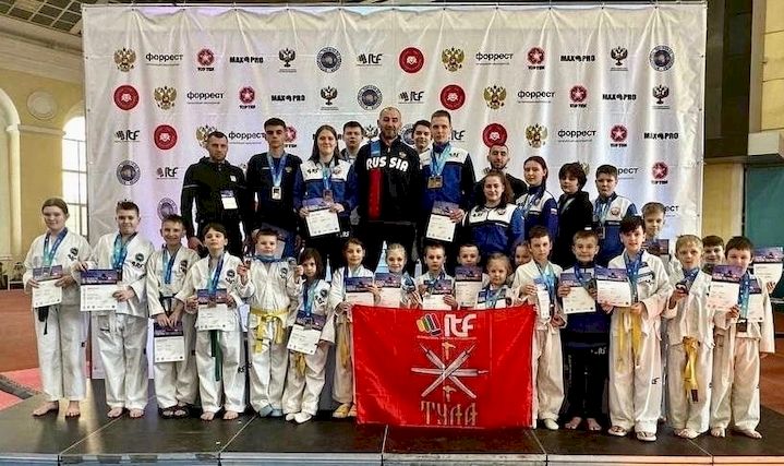 Тульские тхэквондисты успешно выступили на «Кубке Петра Великого»