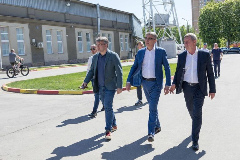 Дмитрий Миляев проинспектировал ремонт тульского стадиона «Арсенал»