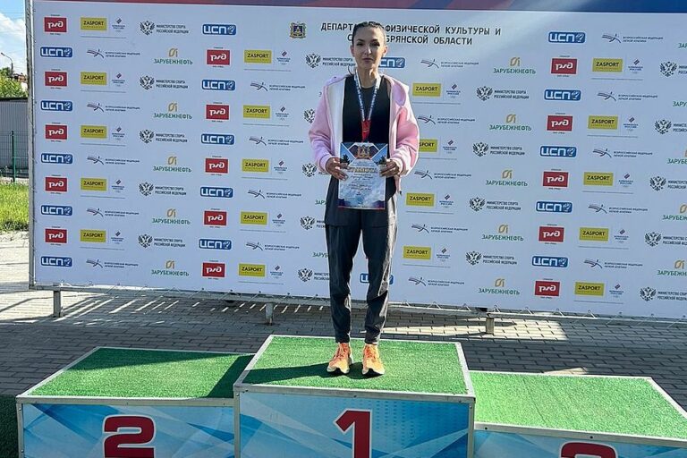 Юлия Якунина стала чемпионкой ЦФО в тройном прыжке