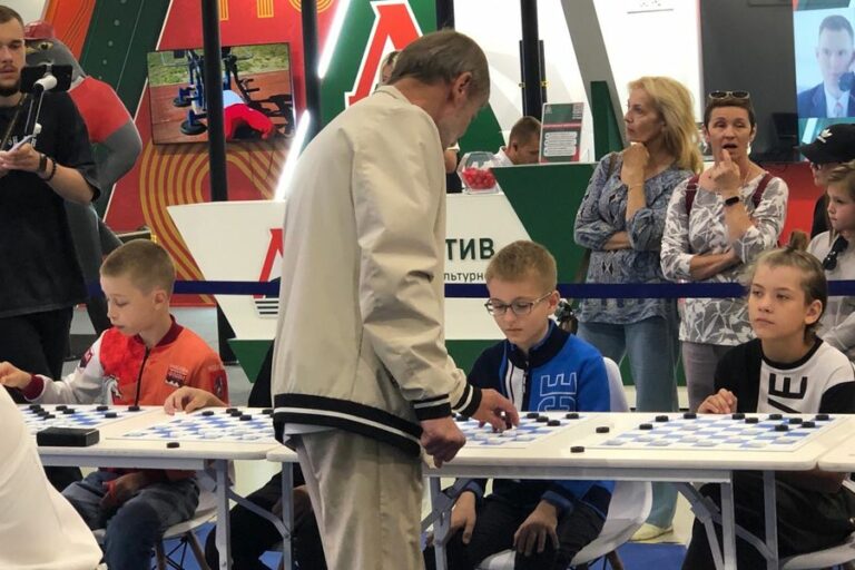Тульские шашисты поучаствовали в презентации чемпионата мира
