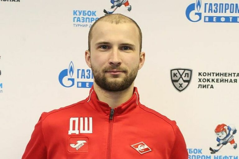 Щёкинец остался тренером вратарей воскресенского «Химика»